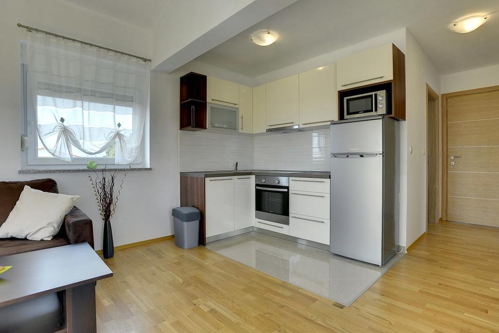 מדולין Apartments Kralj מראה חיצוני תמונה