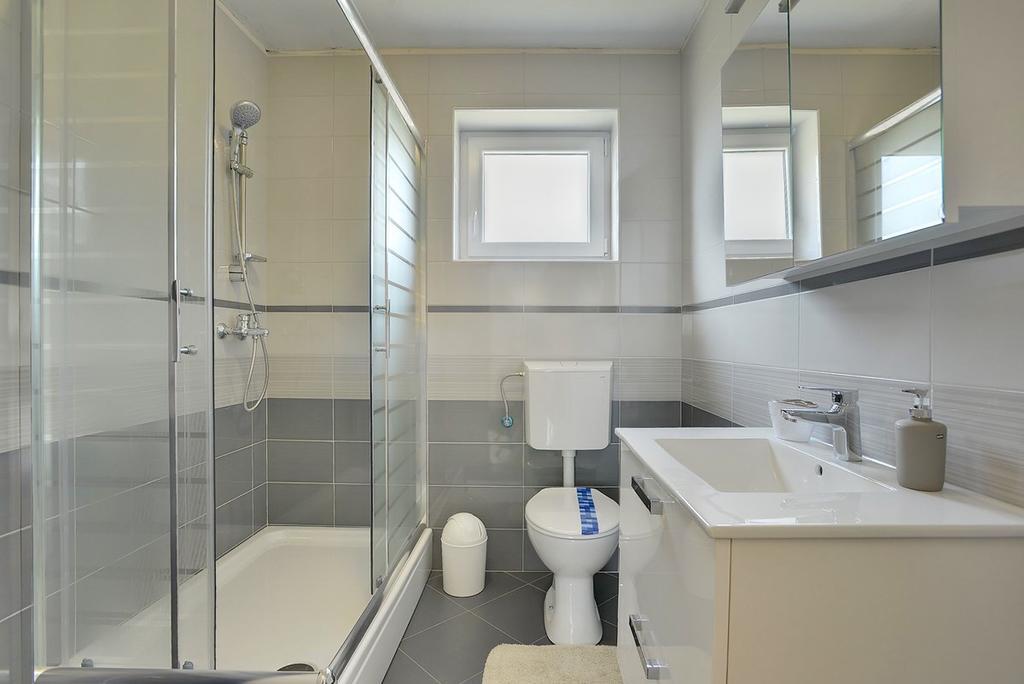 מדולין Apartments Kralj מראה חיצוני תמונה