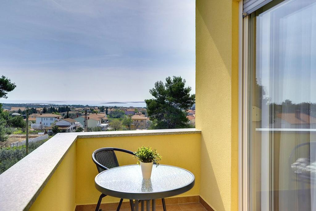מדולין Apartments Kralj מראה חיצוני תמונה