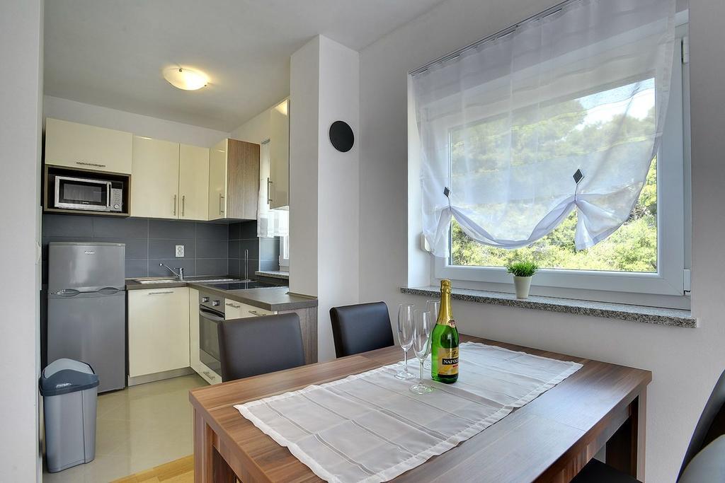 מדולין Apartments Kralj מראה חיצוני תמונה