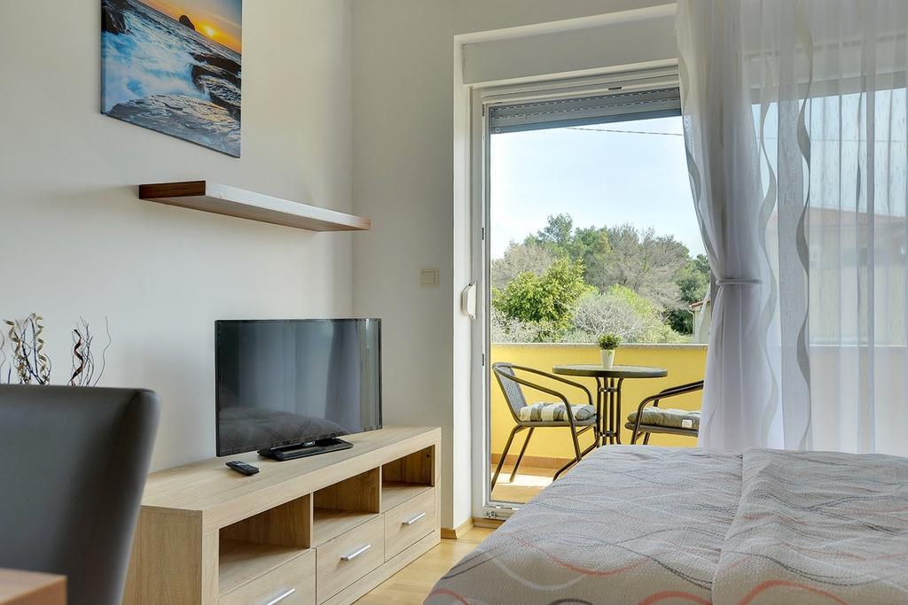מדולין Apartments Kralj מראה חיצוני תמונה