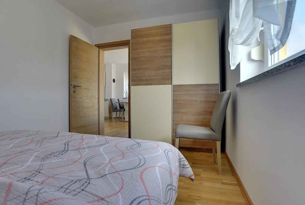 מדולין Apartments Kralj מראה חיצוני תמונה